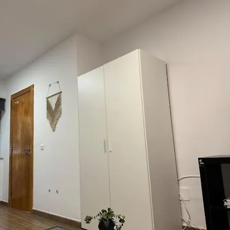 Apartment Oasis / Parking Gratis *