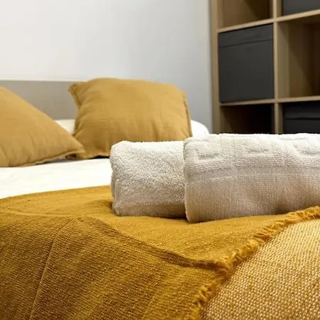 Oasis / Parking Gratis Apartment
