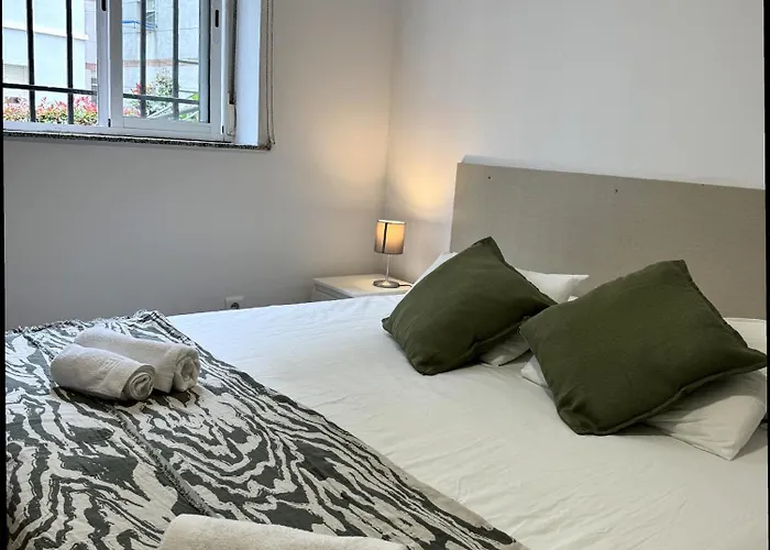 Oasis - Cerca De La Playa - Parking Gratis * سانتاندر