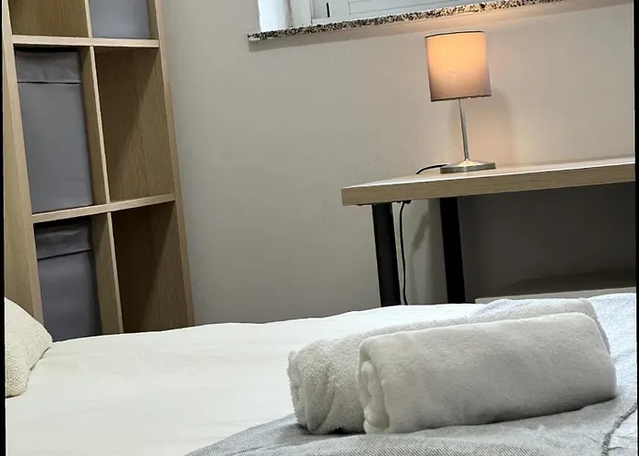 Oasis - Cerca De La Playa - Parking Gratis * سانتاندر